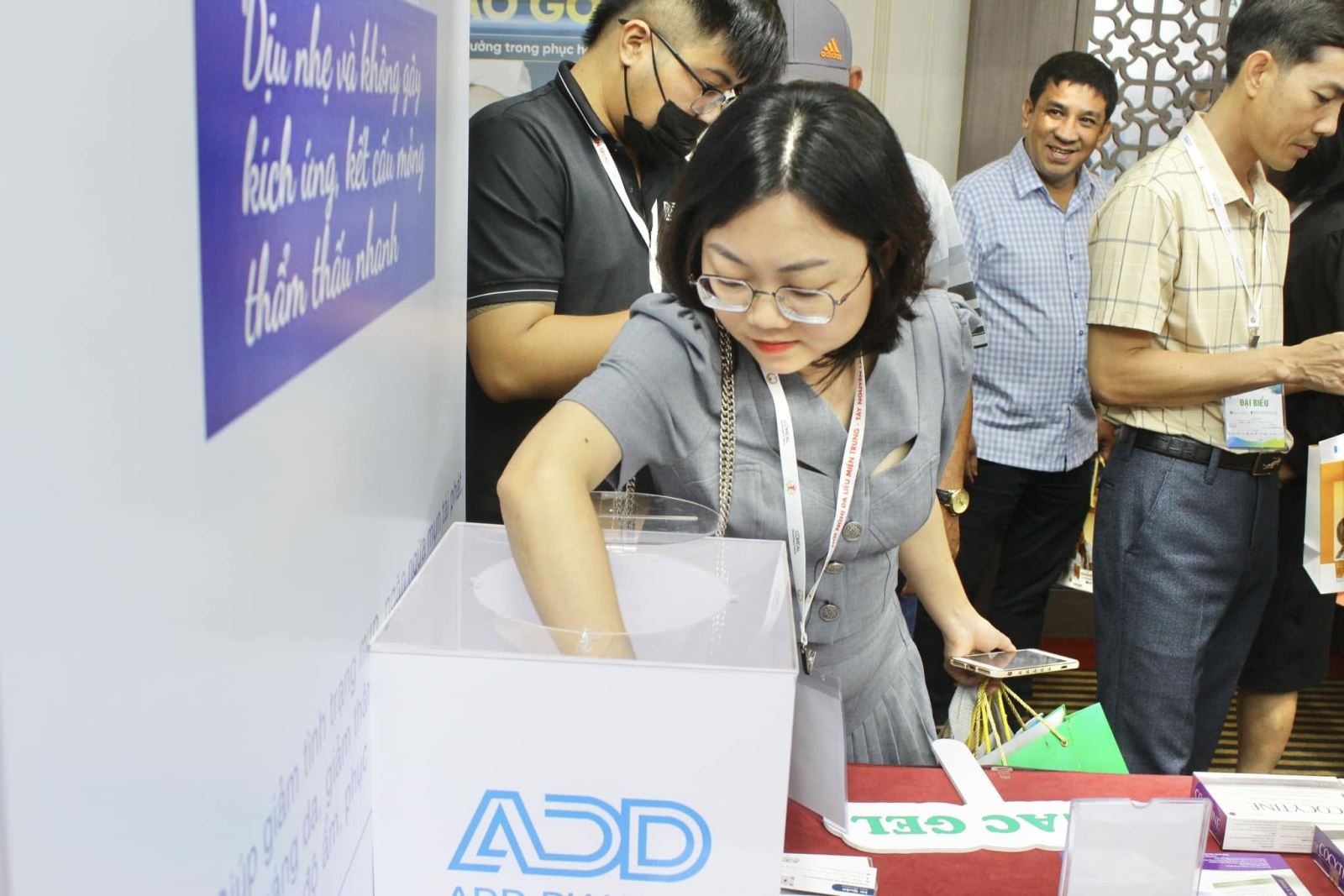 Hội nghị da liễu